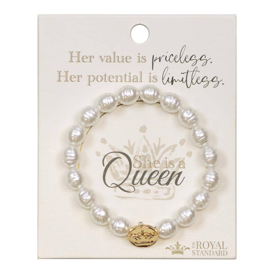 She is a Queen Bracelet White/Gold 7"