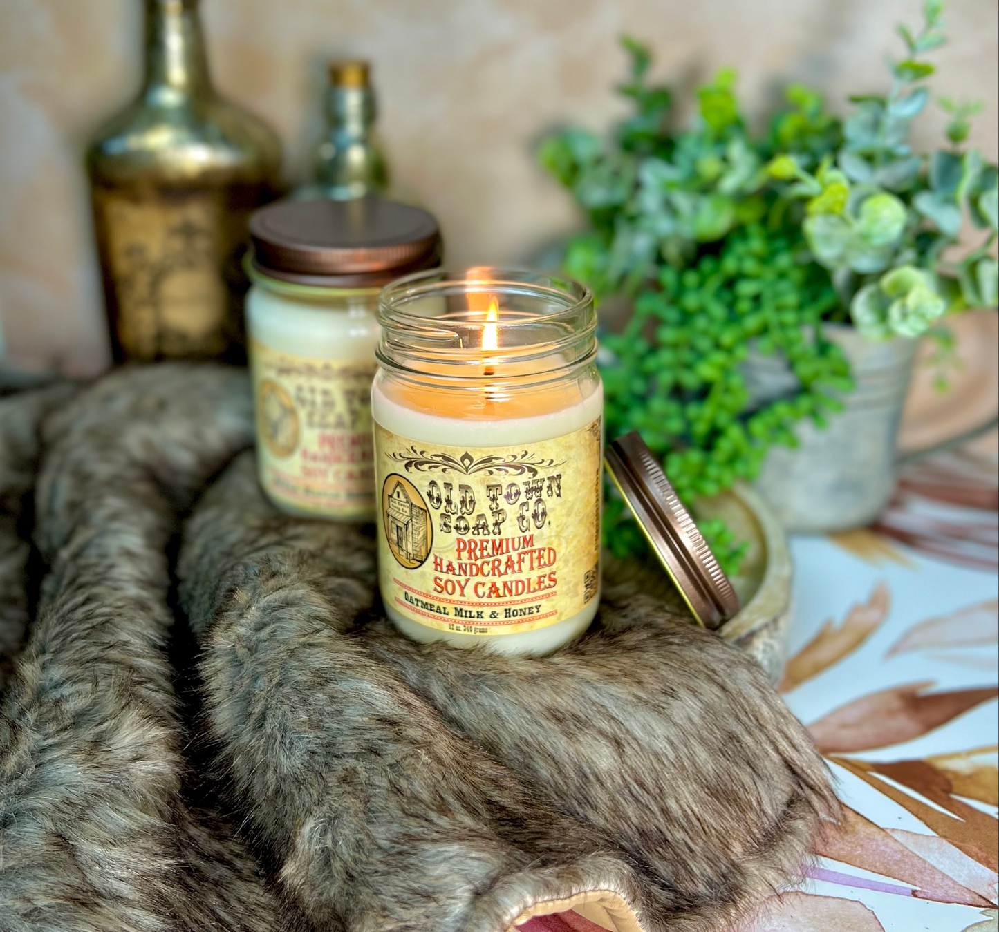 Old Town Soap 12oz. Candles - Oatmeal Milk & Honey