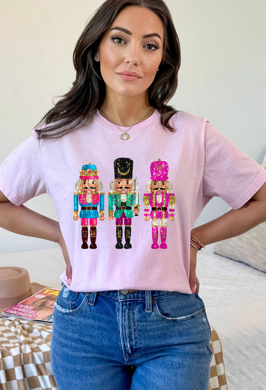 PREPPY NUTCRACKER: L / District Very Important tee