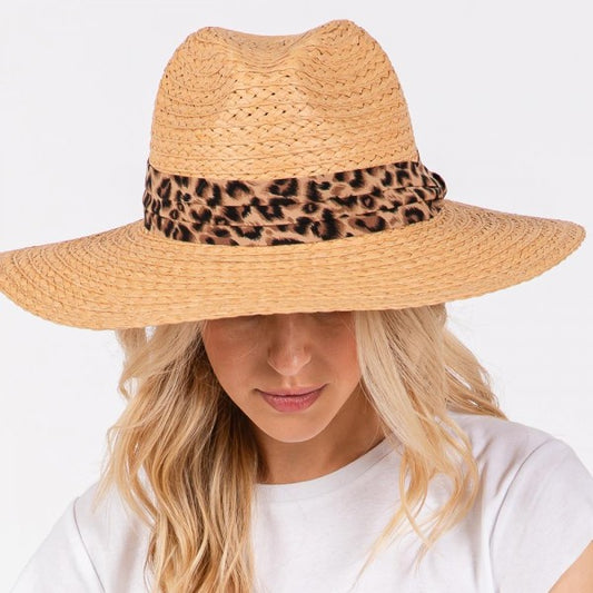 Straw Hat w/Leopard Ribbon