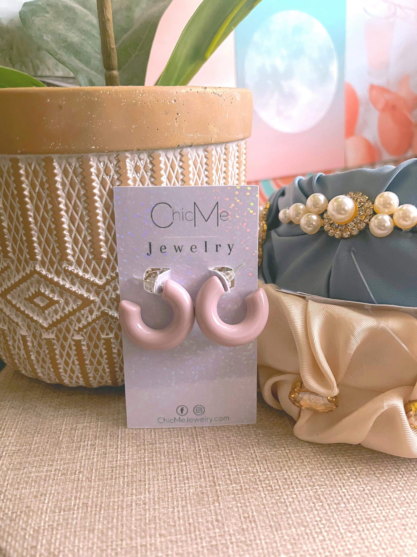 Chic Me Mauve Hoop Earrings