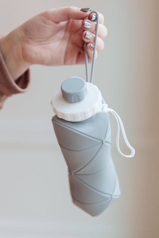 Collapsing Silicone Water Bottle in Diamond Gray: OS