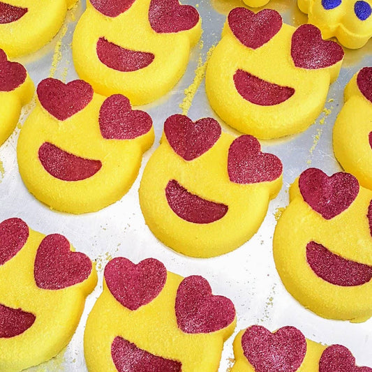 Bath Bomb - Heart Emoji - Valentines Day